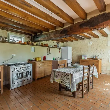 Lejlighed Maison Familiale Dans Le Perche